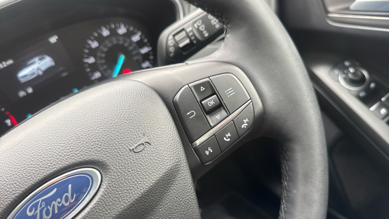 Ford Focus 1.0 EcoBoost Hybrid mHEV 155 Titanium 5dr Petrol Hatchback